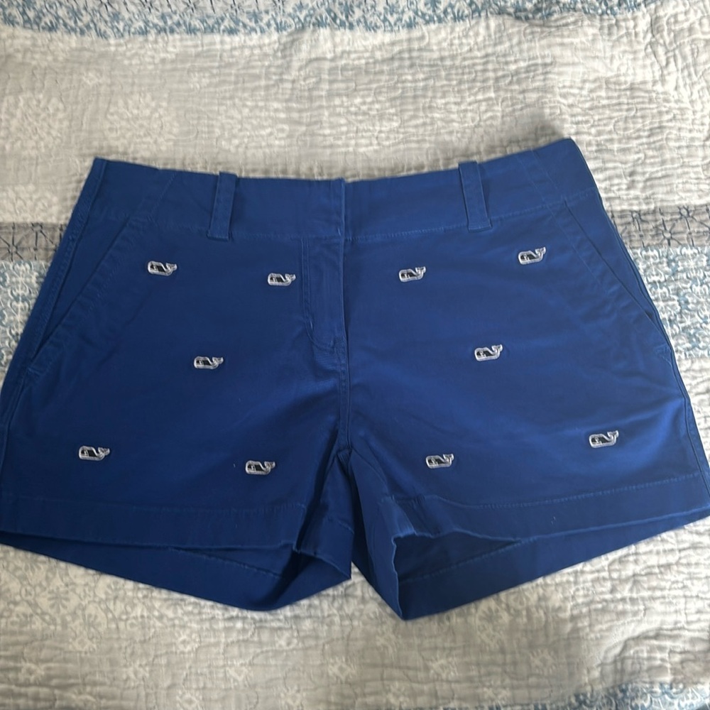 Vineyard Vines shorts size 4